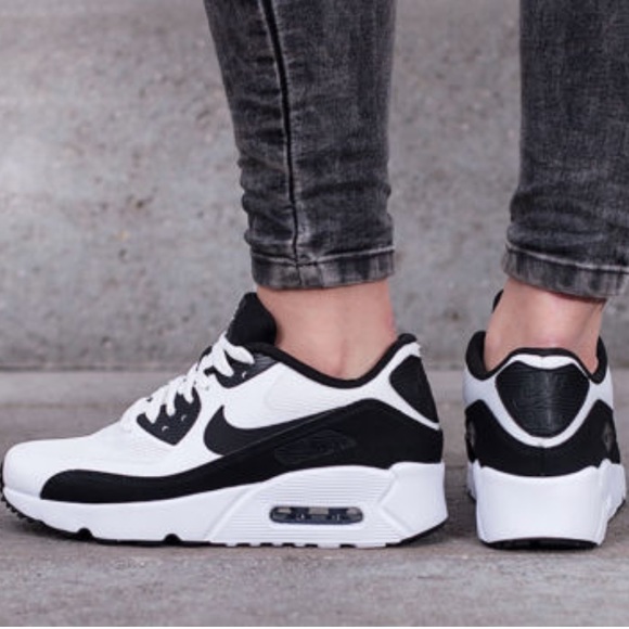 NIKE AIR MAX 90 ULTRA 2.0 WHITE BLACK SHOES - Picture 3 of 7